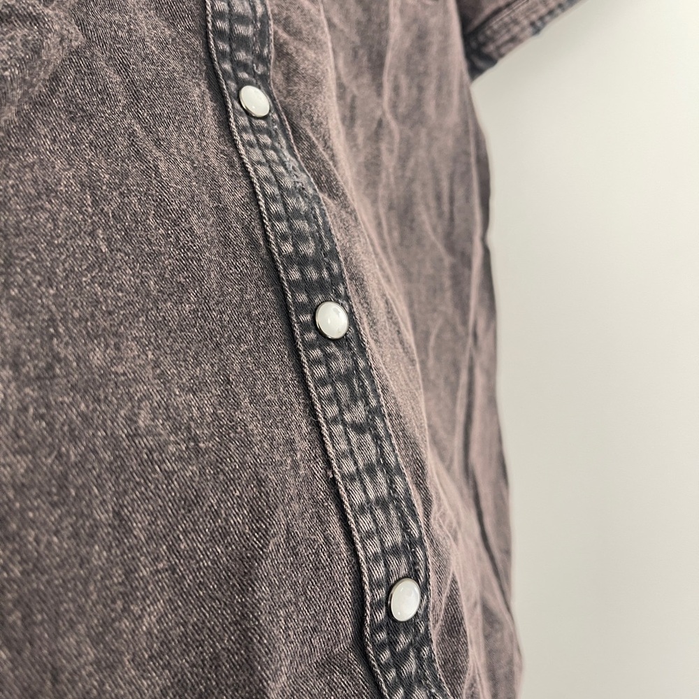NWOT Free People The Short Of It Distressed Denim Button Collar Blouse Tee Small - Picture 4 of 10
